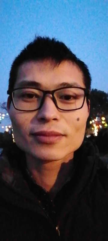 我是会飞的龙的第一张照片--南漳中老年相亲网
